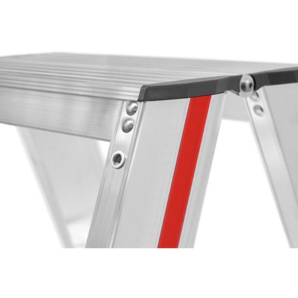 Hymer 6024 platform werkruimte detail stabiliteit bevestiging stevig werkoppervlak